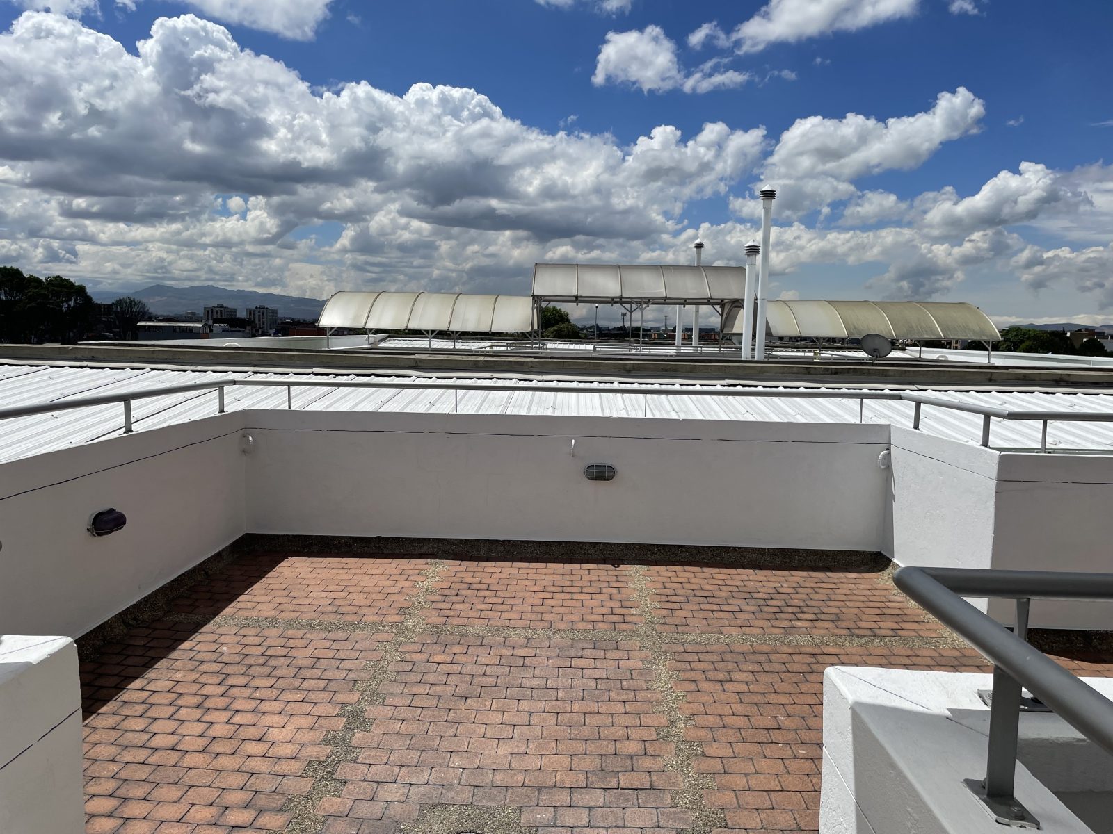 PARIS FRANCIA VENTA APARTAESTUDIO PISO 2 en PARIS FRANCIA, Bogotá