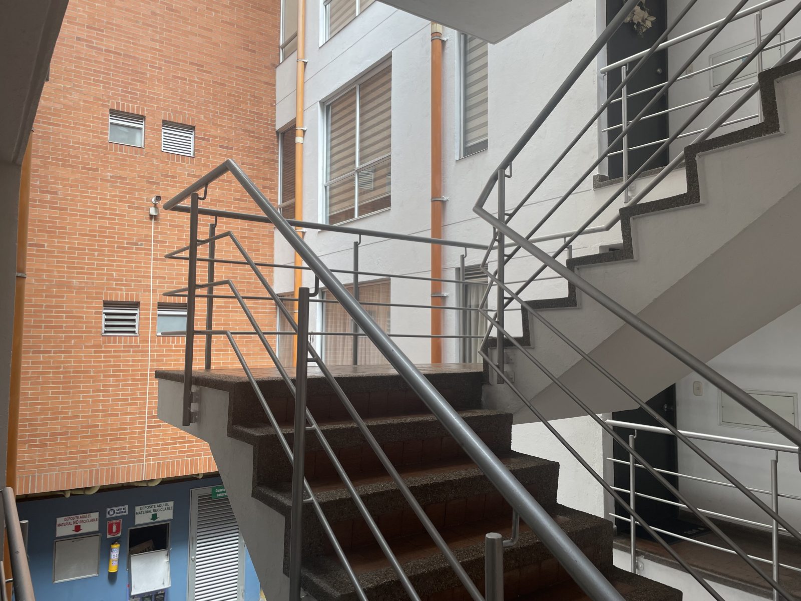 PARIS FRANCIA VENTA APARTAESTUDIO PISO 2 en PARIS FRANCIA, Bogotá