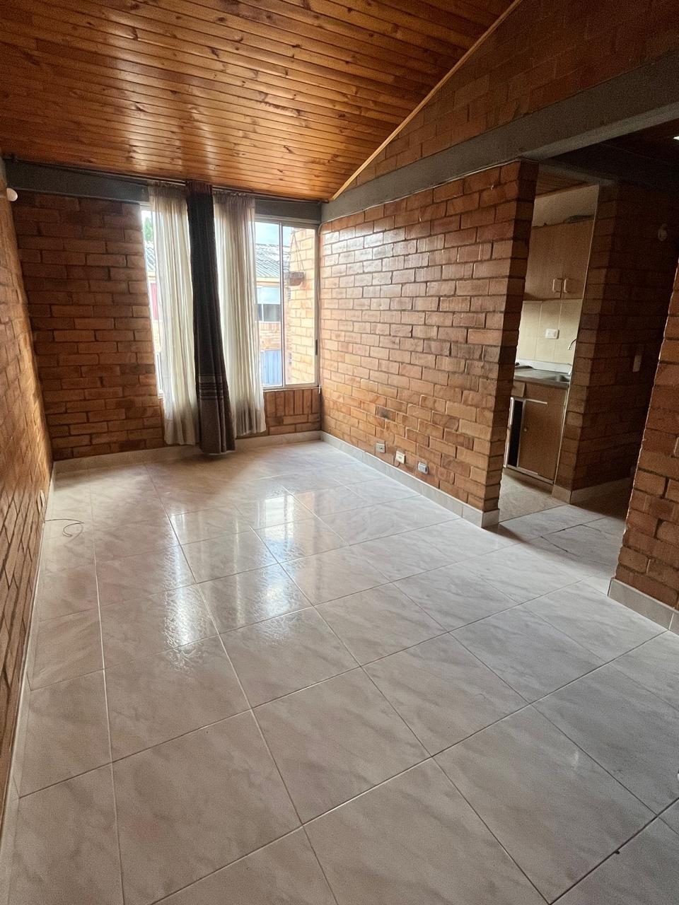 SAN ANTONIO NORTE VENTA APTO PISO 6, 52 M2. $230.000.000 en SAN ANTONIO NORTE, BOGOTA