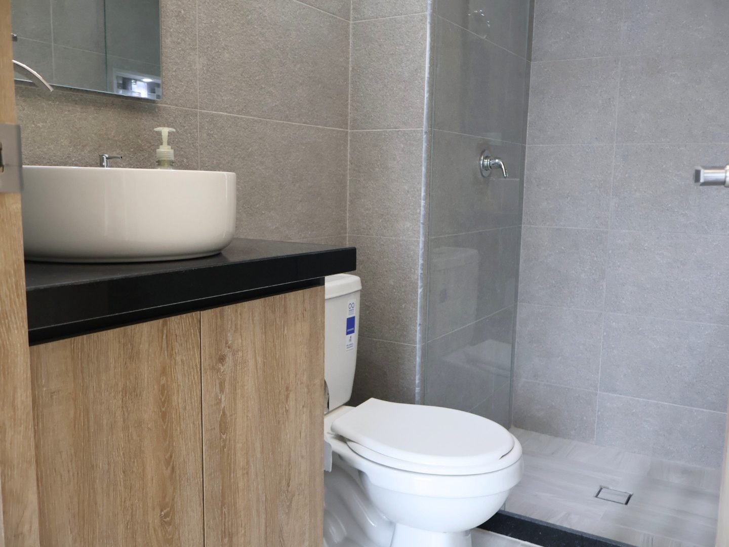 Apartamento Bogota Norte Arriendo en San Jose de Bavaria, Bogota