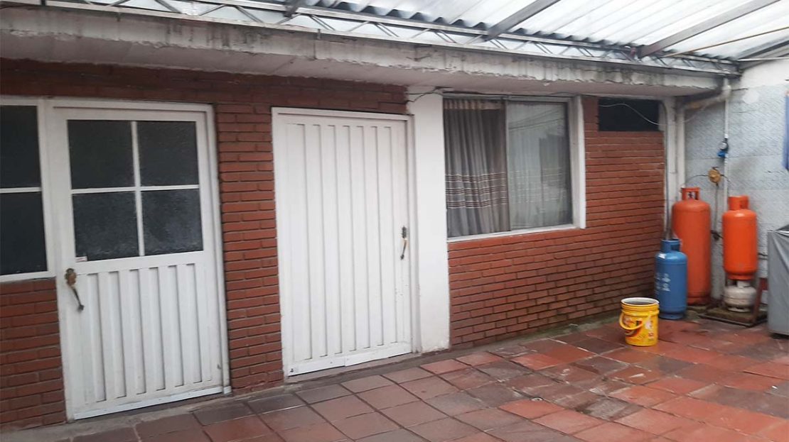 Casa comercial y/o residencial en Alamos Dorado venta, Barrio Los Angeles. en Alamos - Los Angeles, Bogota