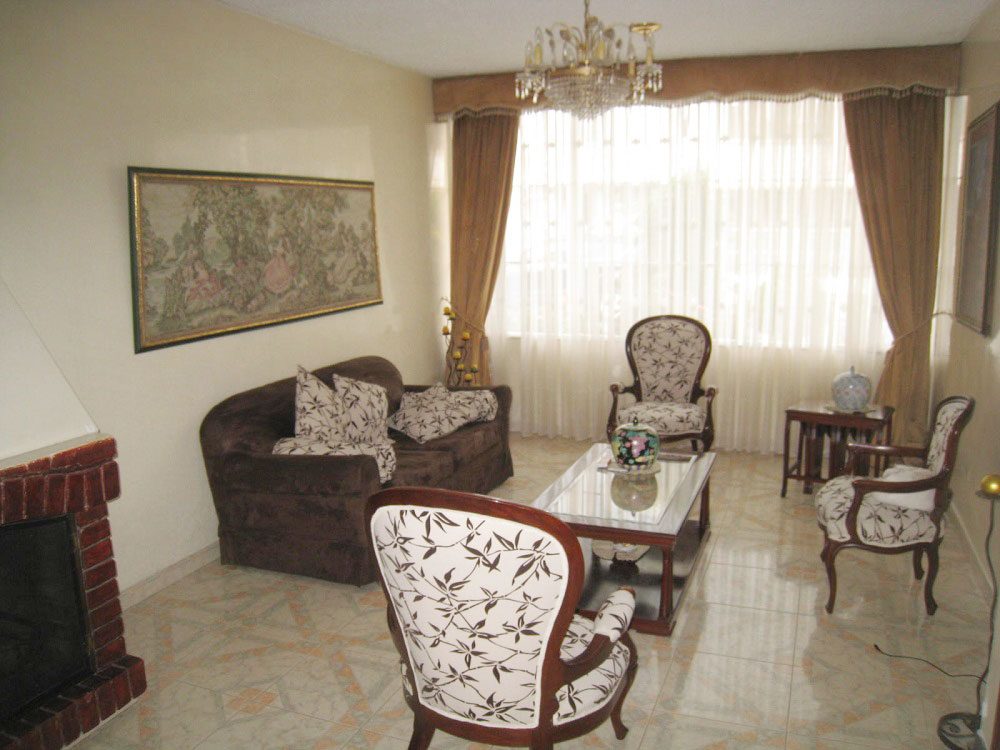 ALHAMBRA VENTA CASA INDEPENDIENTE 250 M2, TERRENO 350 M2, #1.600.000.000 en ALHAMBRA, BOGOTA